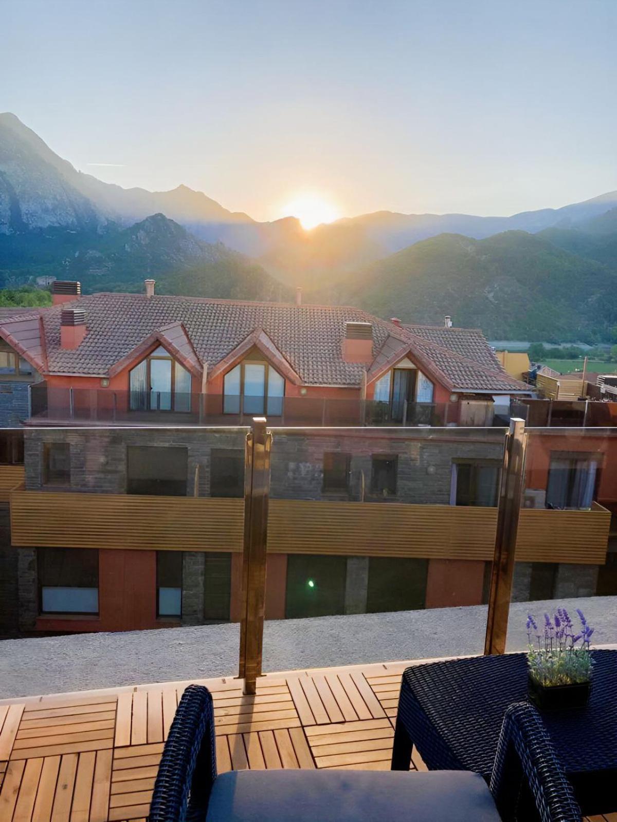 Apartament Duplex Amb Vistes Al Pirineu Catala Coll de Nargo Exterior photo