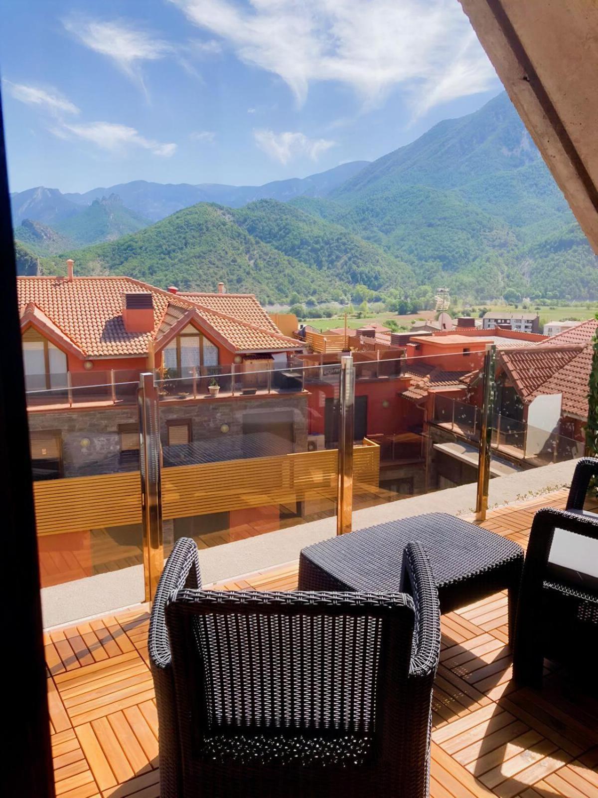 Apartament Duplex Amb Vistes Al Pirineu Catala Coll de Nargo Exterior photo